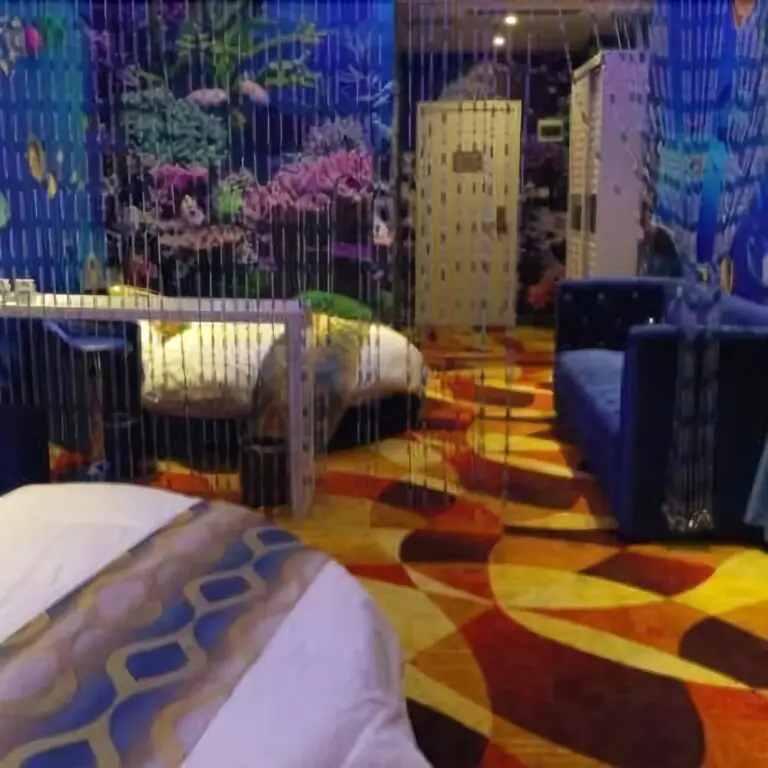 Чжухай: Romantic Coast Theme Hotel (Zhuhai Jiuzhou Port Wharf Haibin Yuchang)