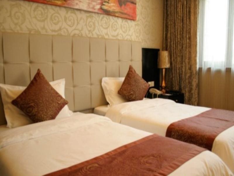 Иньчуань: Madison Hotel Yinchuan Xinhua Gulou Tongfu