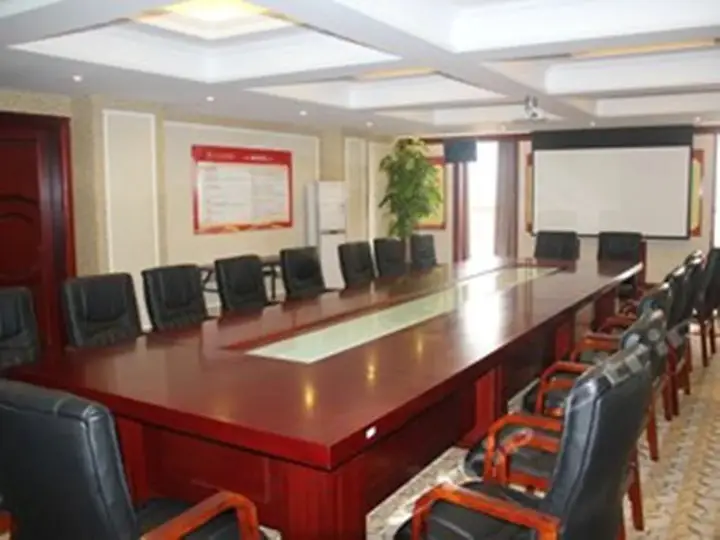 Шэньчжэнь: Vienna Hotel Shenzhen Songgang Yanchuan Road