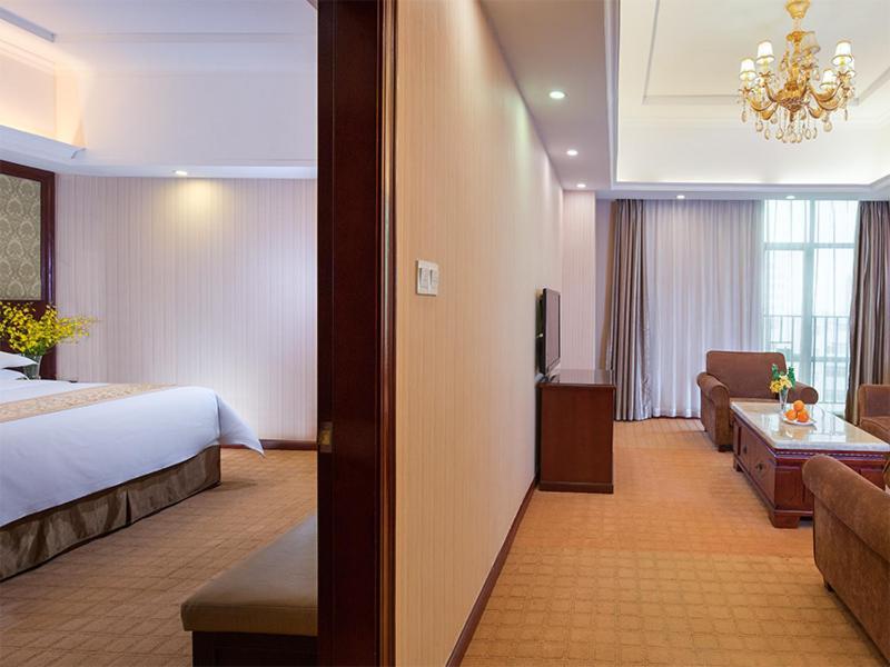 Шэньчжэнь: Vienna Hotel ( Shenzhen Fuyong Bridge Branch)