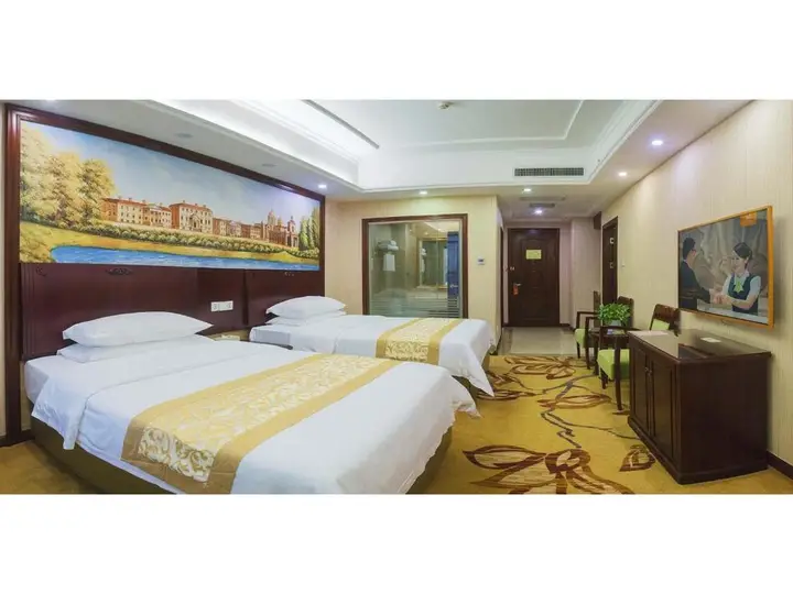 Шэньчжэнь: Vienna Hotel ( Shenzhen Fuyong Bridge Branch)