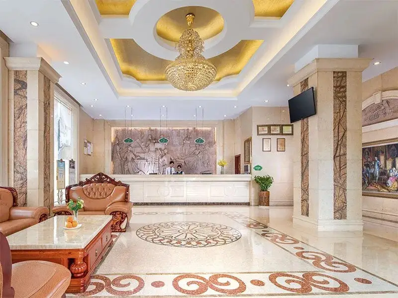 Шэньчжэнь: Vienna Hotel Longgang Nanlian Shenzhen