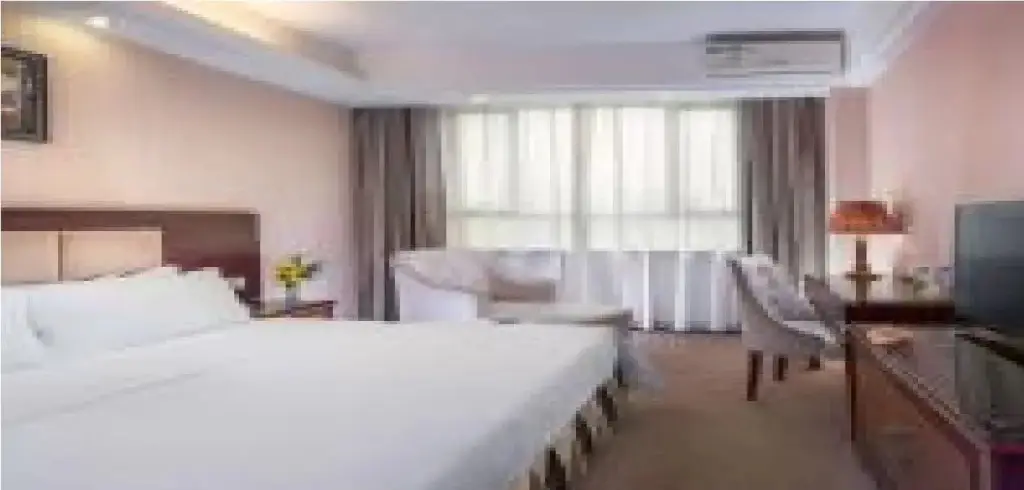Шэньчжэнь: Vienna Hotel Longgang Nanlian Shenzhen