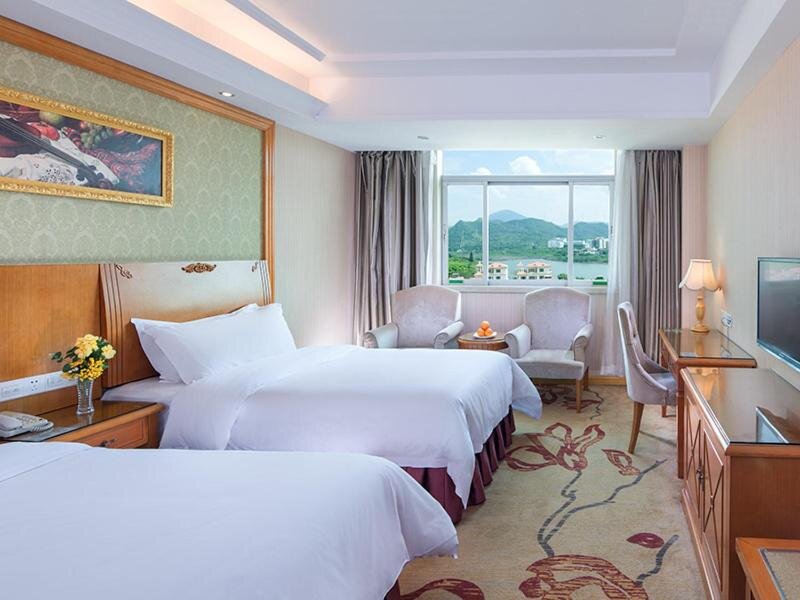 Шэньчжэнь: Vienna 3 Best Henggang Cuihu Shangzhuang