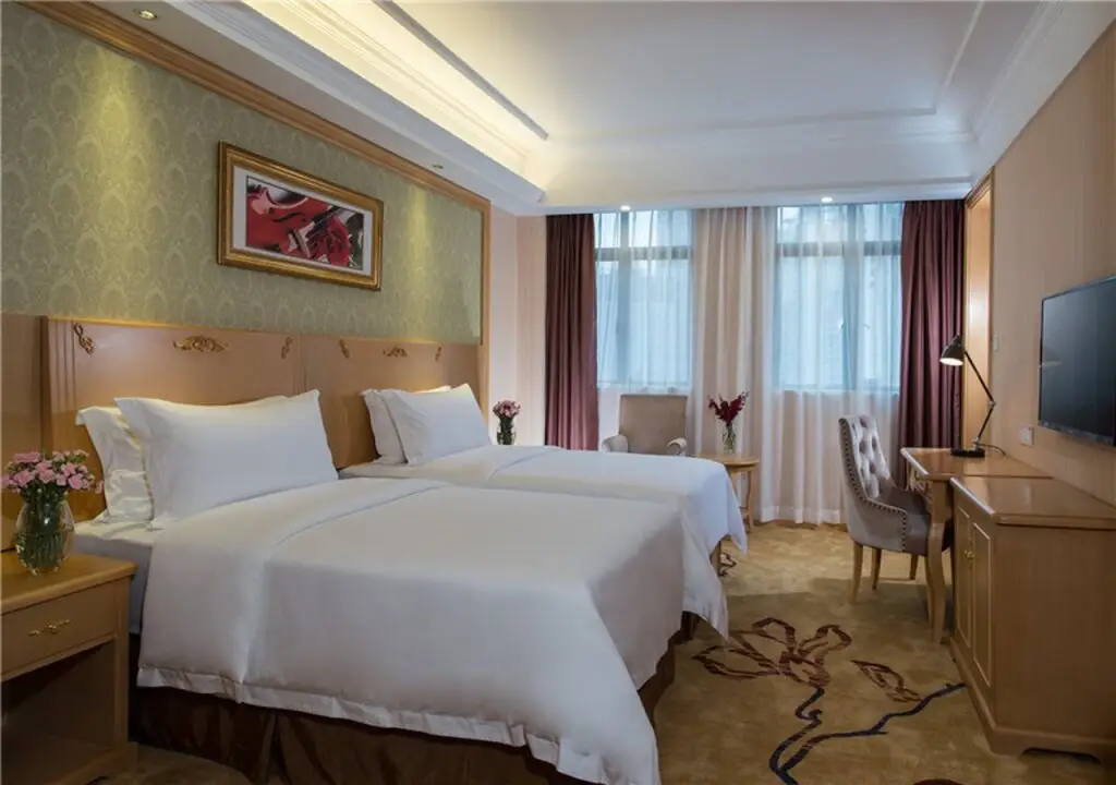 Шэньчжэнь: Vienna Hotel Shenzhen East Railway Station Branch