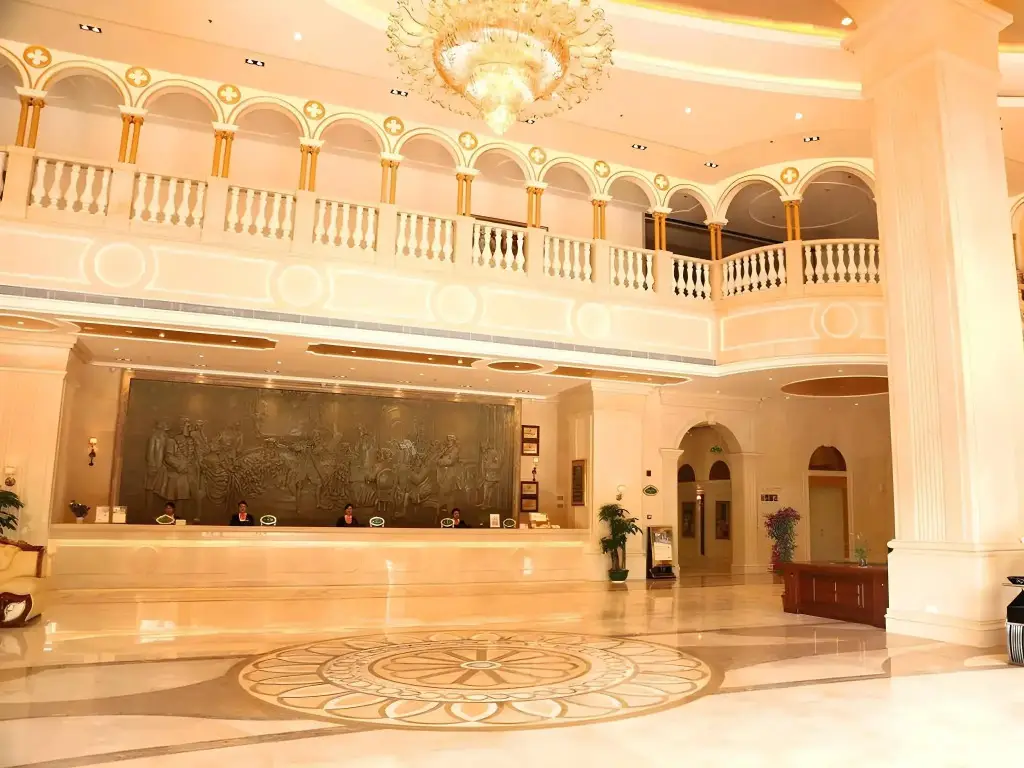 Шэньчжэнь: Vienna Hotel Shenzhen View Lake Park