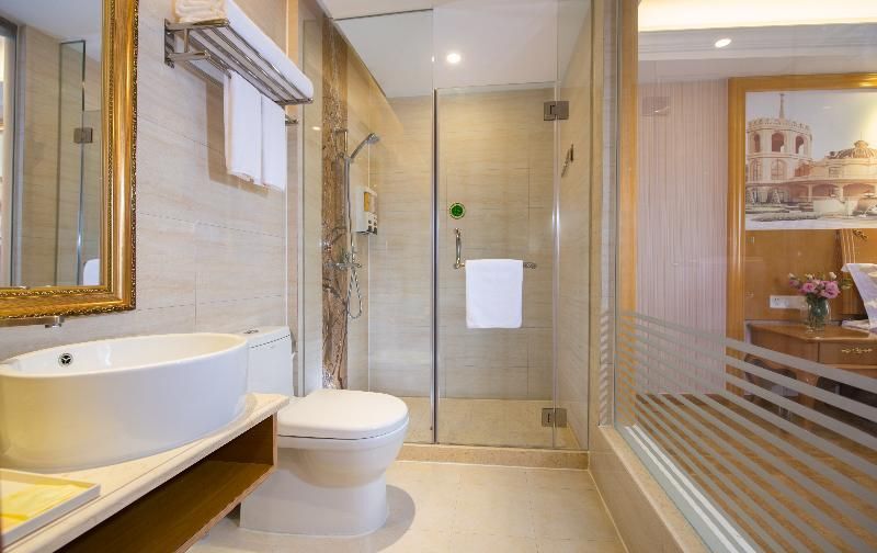 Шэньчжэнь: Viennahotel Shenzhen Longhua South Renmin Road