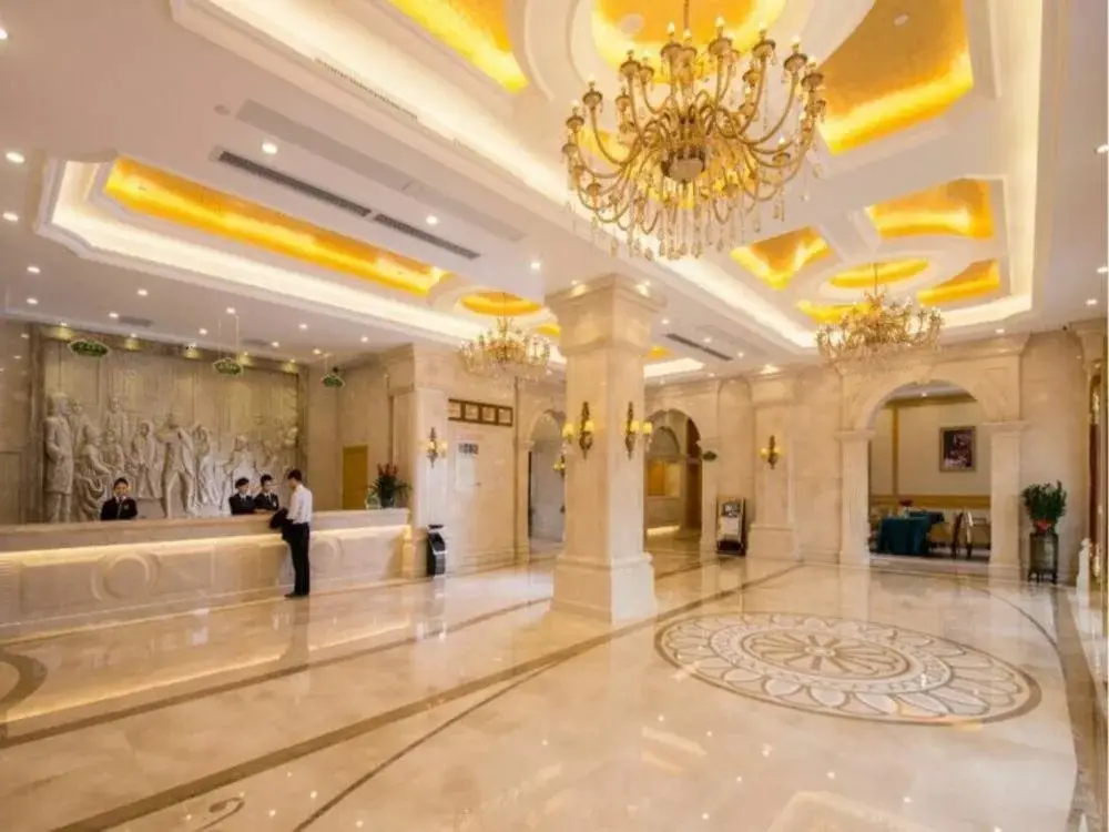 Шэньчжэнь: Viennahotel Shenzhen Longhua South Renmin Road