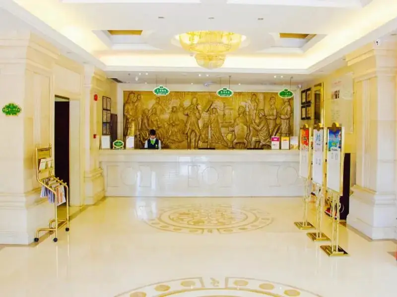 Шэньчжэнь: Vienna 3 Best Hotel Shenzhen Pingdi Pingzi Road