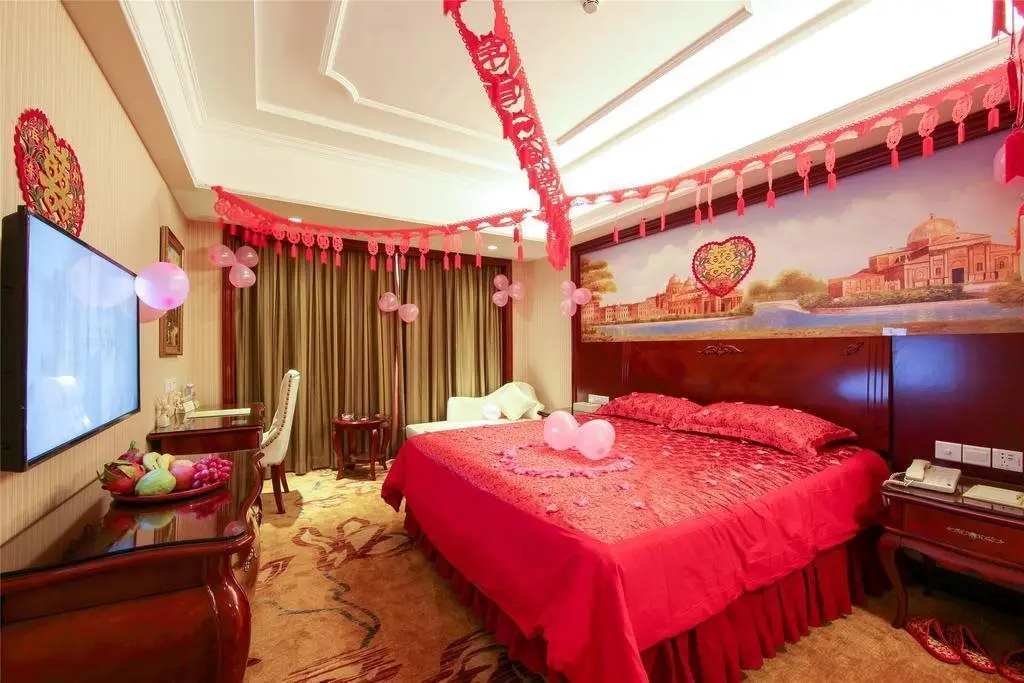 Шэньчжэнь: Vienna Hotel Shenzhen Pingdi