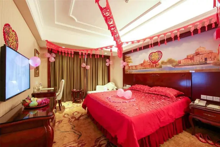Шэньчжэнь: Vienna Hotel Shenzhen Pingdi