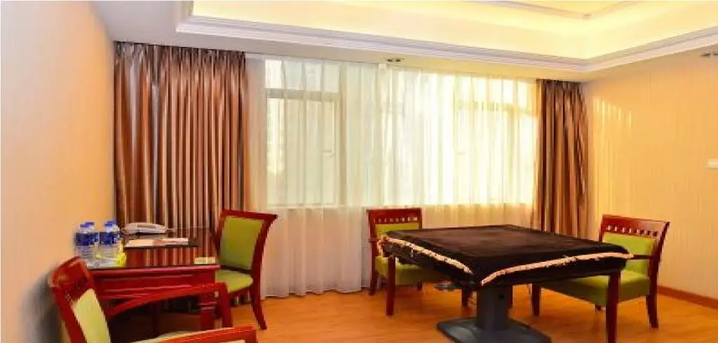 Дунгуань: Vienna Hotel Dongguan Hou street Wanda Plaza