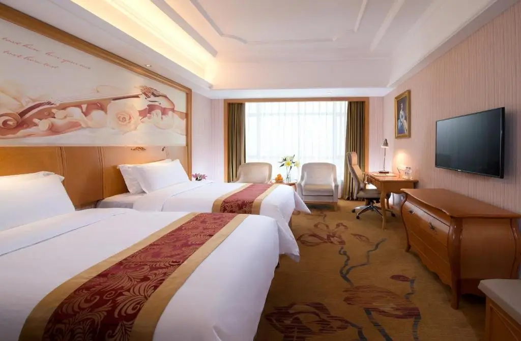 Дунгуань: Vienna Hotel Dongguan Changan Bubugao Branch