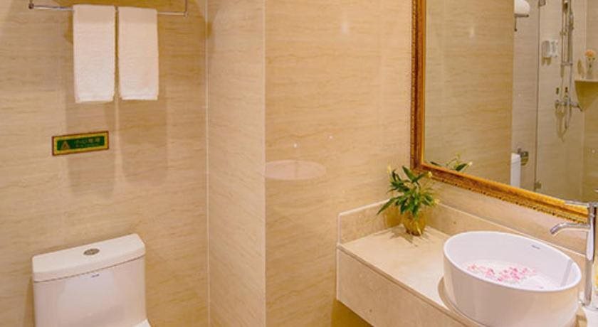 Дунгуань: Vienna Hotel Dongguan ChangAn Wanda Plaza