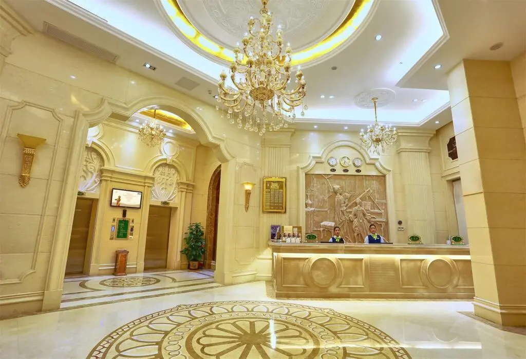 Дунгуань: Vienna Hotel Guangdong Dongguan Tangxia South High-Speed Railway Station