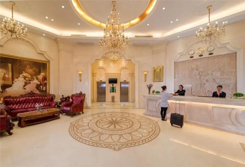 Дунгуань: Vienna Hotel Guangdong Dongguan Tangxia South High-Speed Railway Station