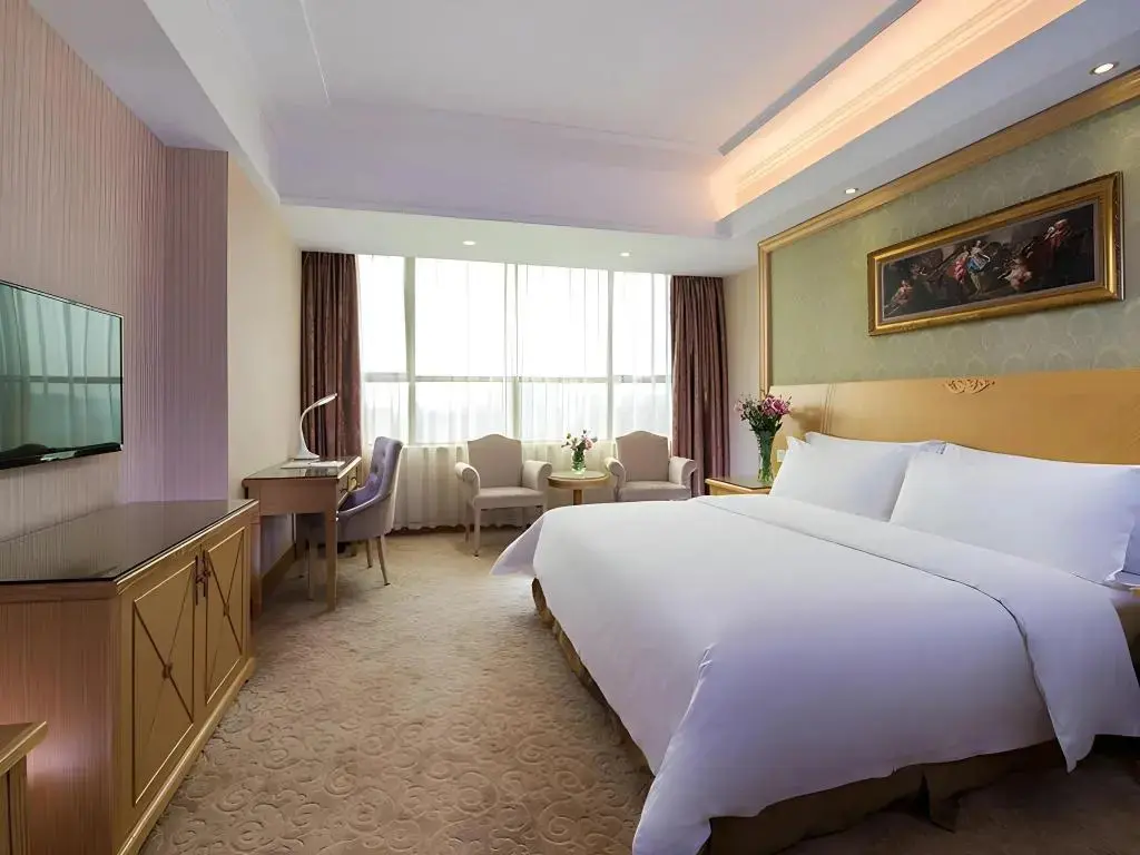 Дунгуань: Vienna Hotel Guangdong Dongguan Tangxia South High-Speed Railway Station
