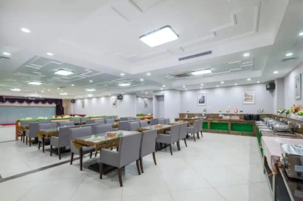 Дунгуань: Vienna Hotel Dongguan Tangxia Binfen Plaza