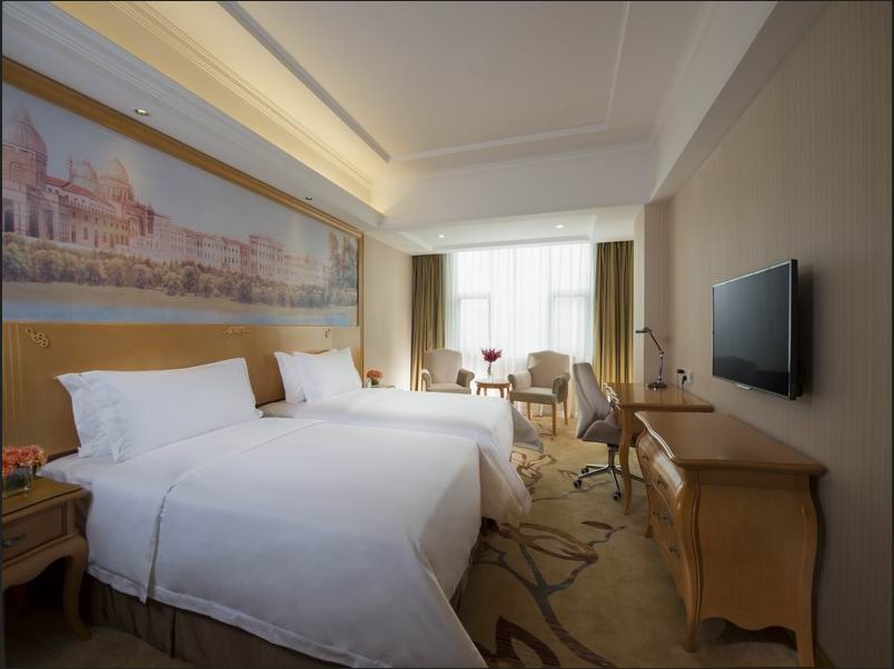 Шэньчжэнь: ViennaHotel Shenzhen Exibition Center