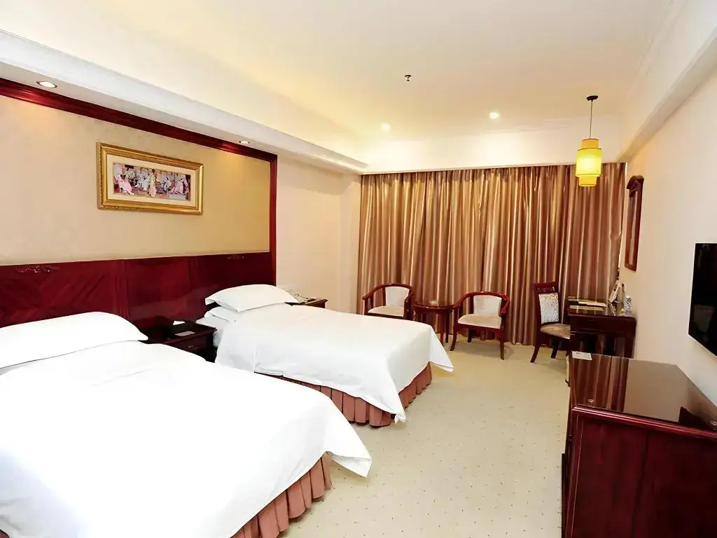 Шэньчжэнь: Vienna Hotel Shenzhen Longhua Qinghu Road Branch