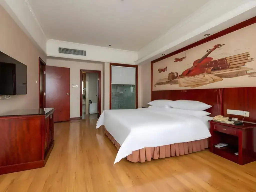 Шэньчжэнь: Vienna Hotel Shenzhen Longhua Qinghu Road Branch