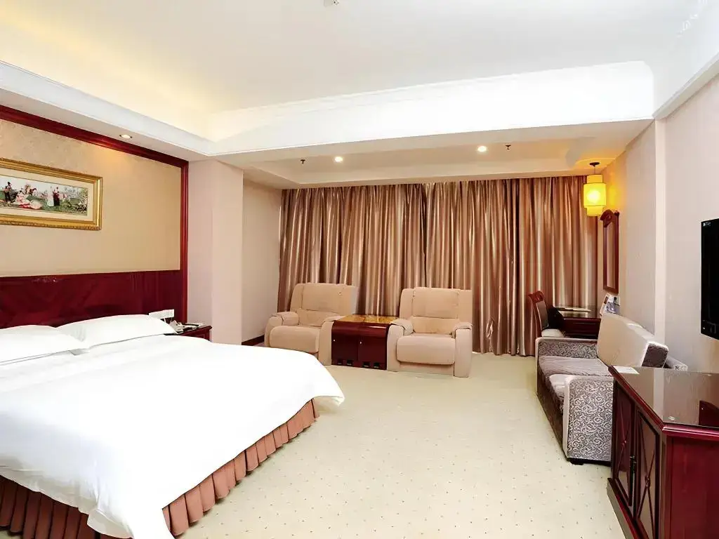 Шэньчжэнь: Vienna Hotel Shenzhen Longhua Qinghu Road Branch