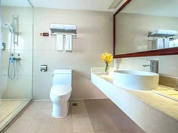 Шэньчжэнь: Vienna Hotel Fenghuang Branch