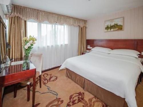 Шэньчжэнь: Vienna Hotel Guanlan Avenue - Shenzhen
