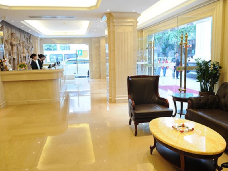 Шэньчжэнь: Vienna Hotel - Shenzhen Huazhisha Branch