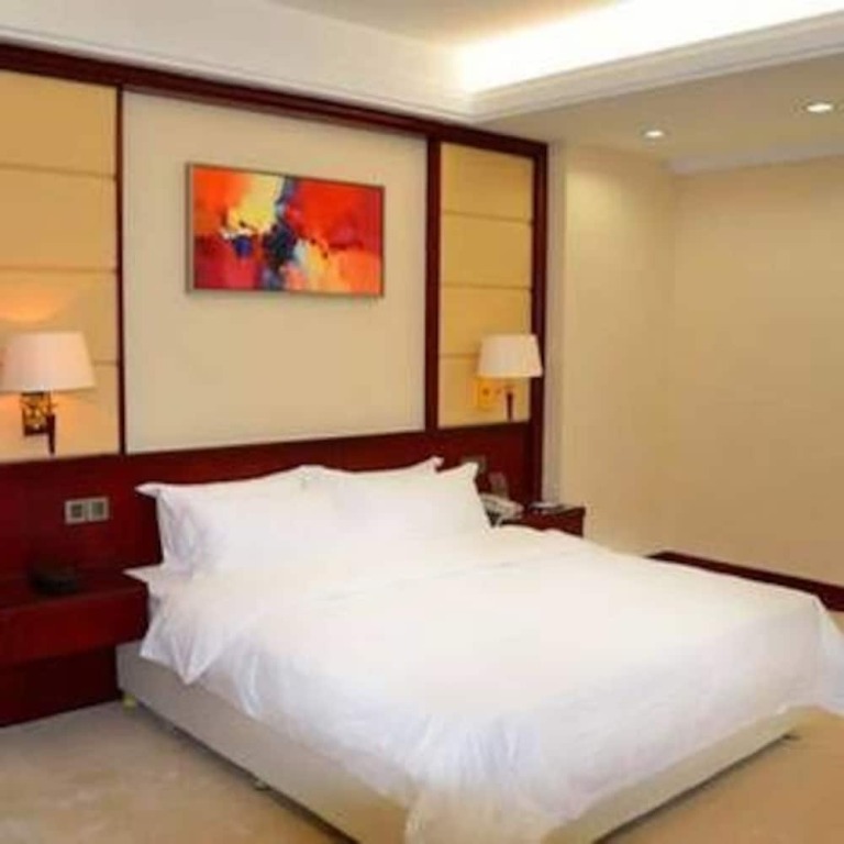 Фошань: Vienna Classic Hotel