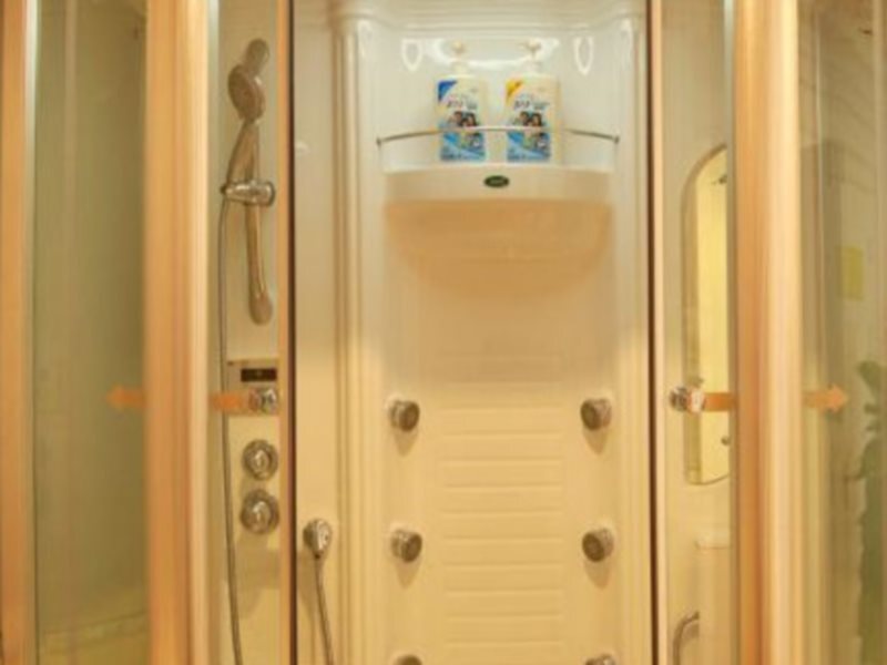 Юньчэн: Vienna International Hotel Yuncheng Yanhu