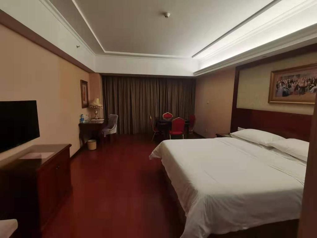 Синьюй: Vienna Hotel Xinyu Fenyi South Changshan Road Branch