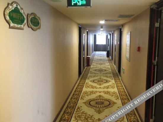Сянфань: Vienna Classic Hotel Xiangyang People's Square