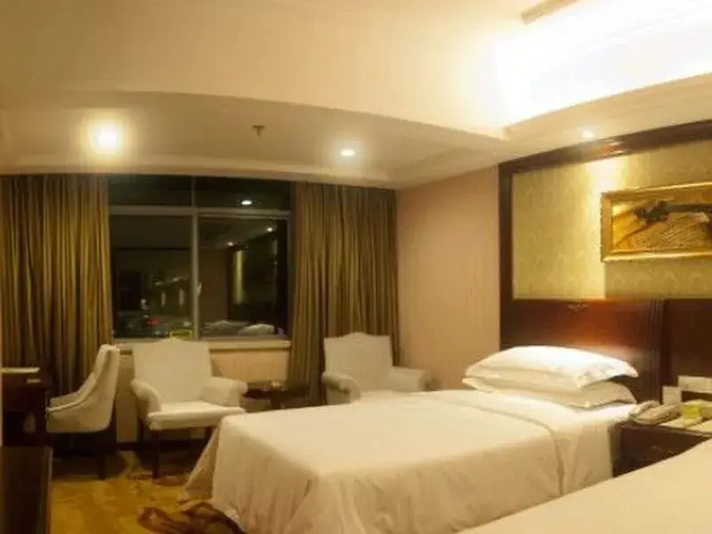 Чжанцзяцзе: Vienna Hotel Zhangjiajie North Railway Station