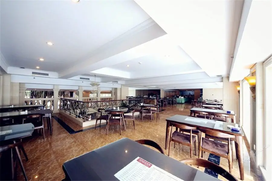 Шанхай: Vienna Hotel