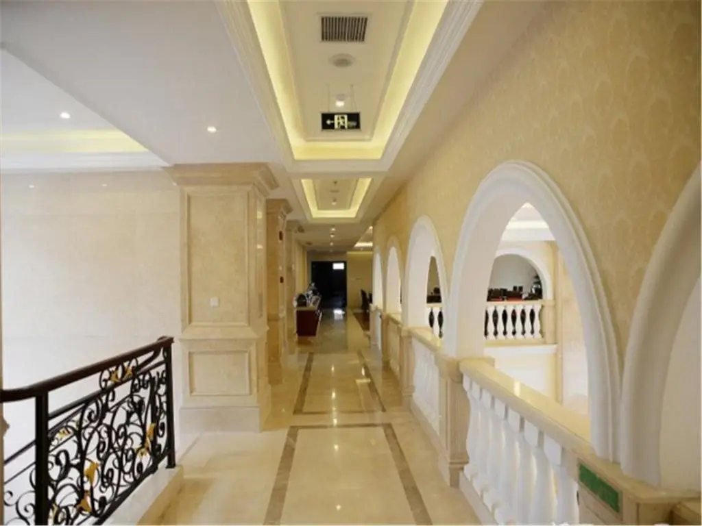 Шанхай: Vienna International Hotel Shanghai Pudong Huinan
