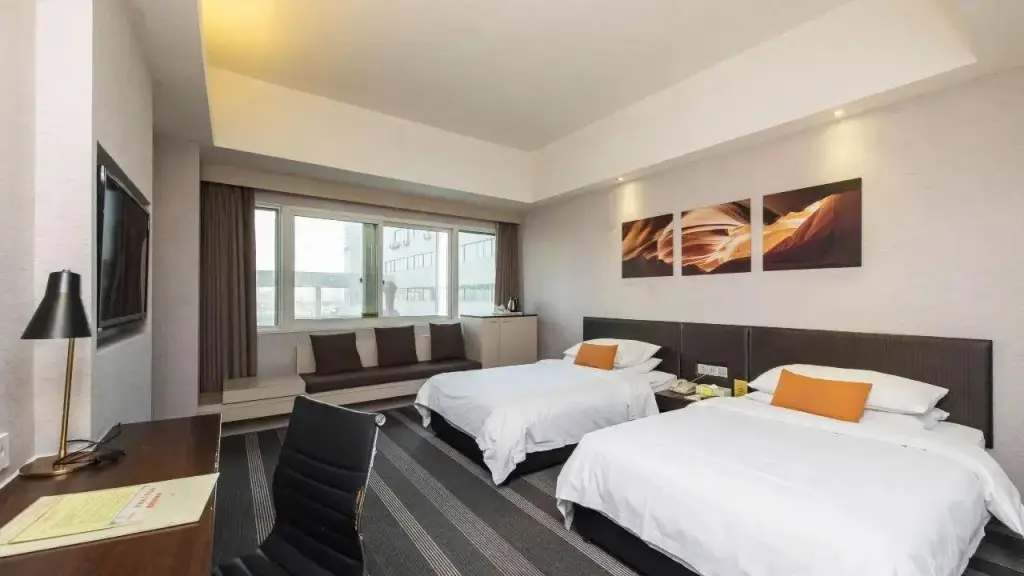 Чанчжоу: Vienna International Hotel Changzhou Railway Station