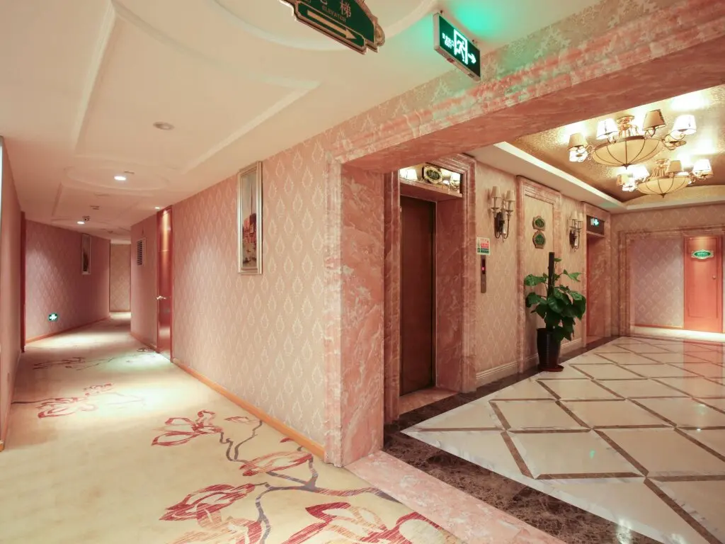 Тяньцзинь: Vienna Hotel Tianjin Guizhou Road Branch