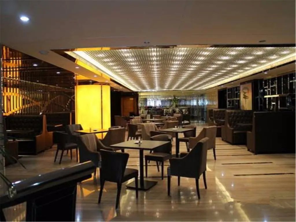 Тяньцзинь: Vienna Hotel Tianjin Guizhou Road Branch