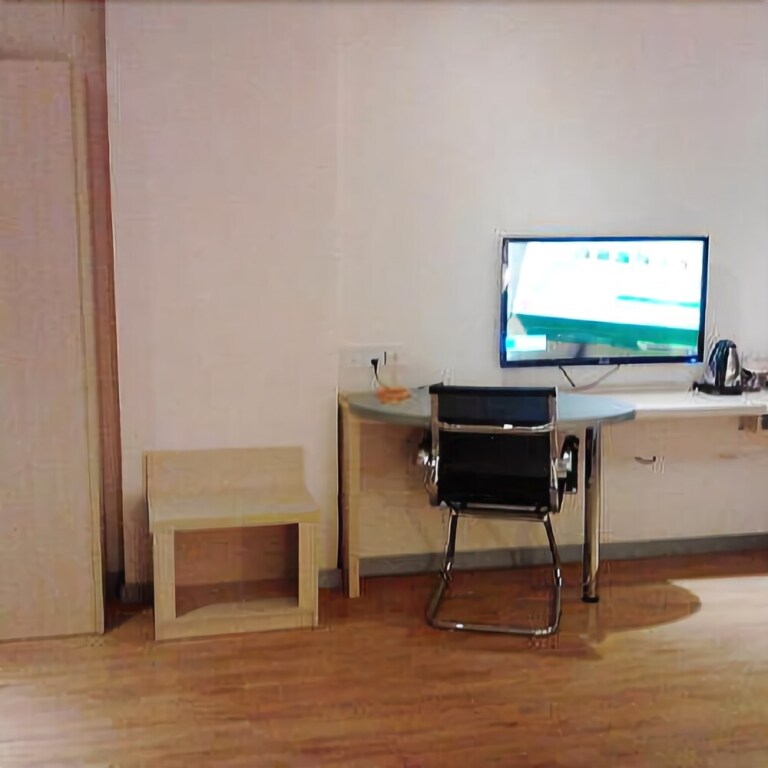 Гуйган: City Comfort Inn Guigang Tangrenjie