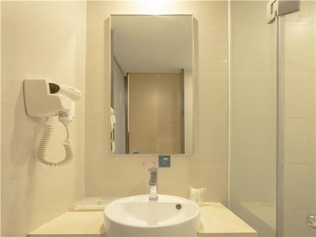 Юйлинь: City Comfort Inn Yulin Culture Plaza