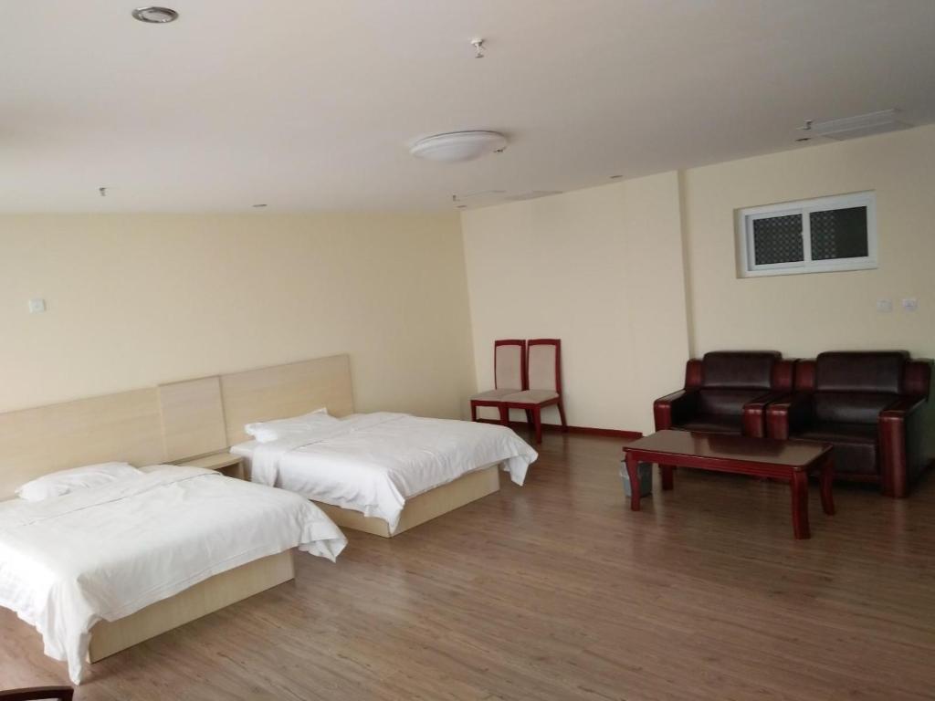 7 Days Inn Tangshan Haigang District Haicheng Road — фото 1
