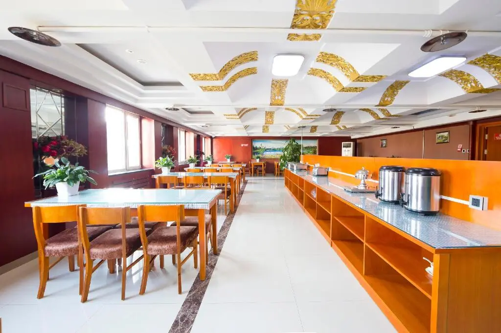 Хулудао: Elan Inn Huludao Xinhua Street