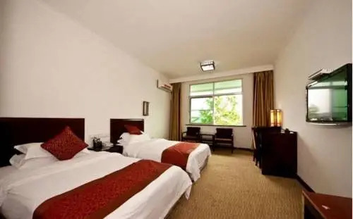 Наньпин: Yancheng Hotel