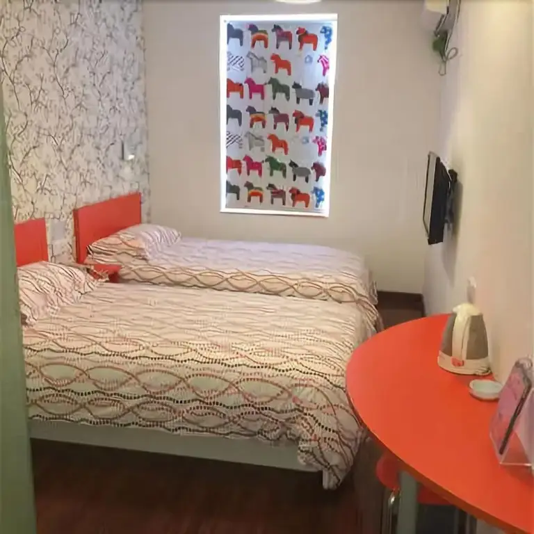 Чаншу: Pod Inn