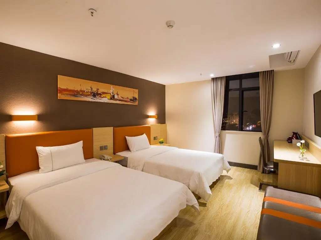 Тяньцзинь: IU Hotel Tianjin Jinghai Shengli Street Branch