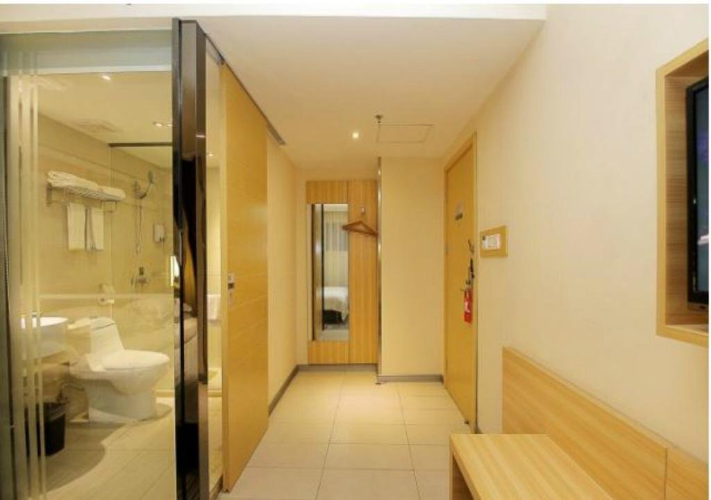 Хайкоу: City Comfort Inn Haikou South Bridge Branch