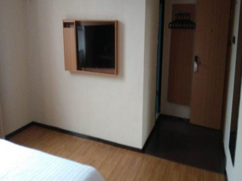 Лоуди: 7Days Inn Loudi Lianyuan People's Square Bus Station
