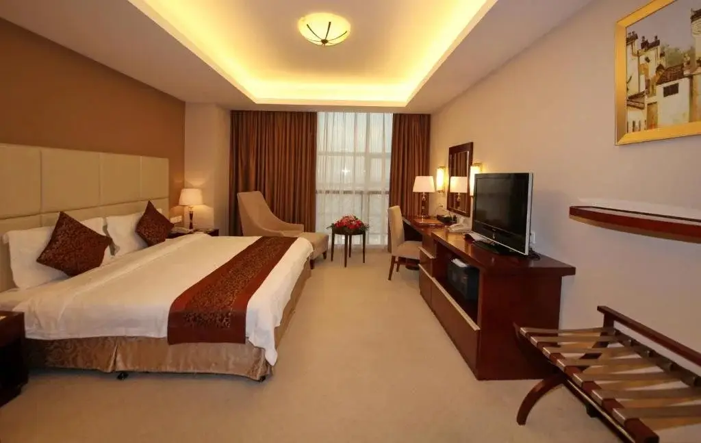 Аньцин: Seventh Fairy International Hotel