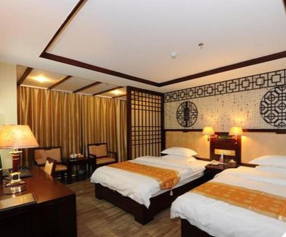 Юйлинь: Guangxi Yulin Shenghao Business Hotel